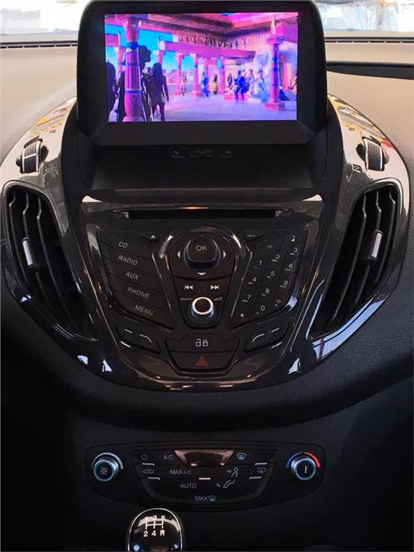FORD COURİER ANDROİD DVD USB BLUETOOTH HD KAMERA