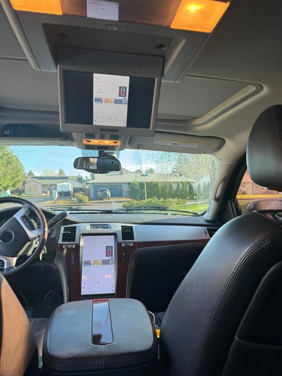CADİLLAC CARPLAY ANDROİD AUTO 4RAM KAMERA HEDİYE
